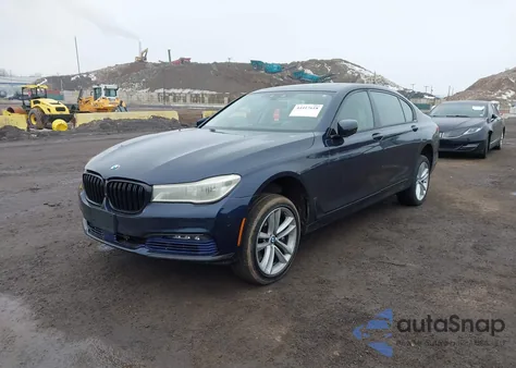 2016 BMW 750I xDrive z USA, uszkodzony, nr VIN WBA7F2C50GG416645
